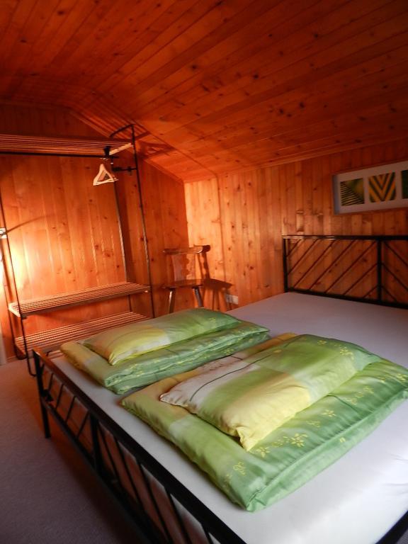 Bed and Breakfast Gasthof Am Bach Больтиген Экстерьер фото